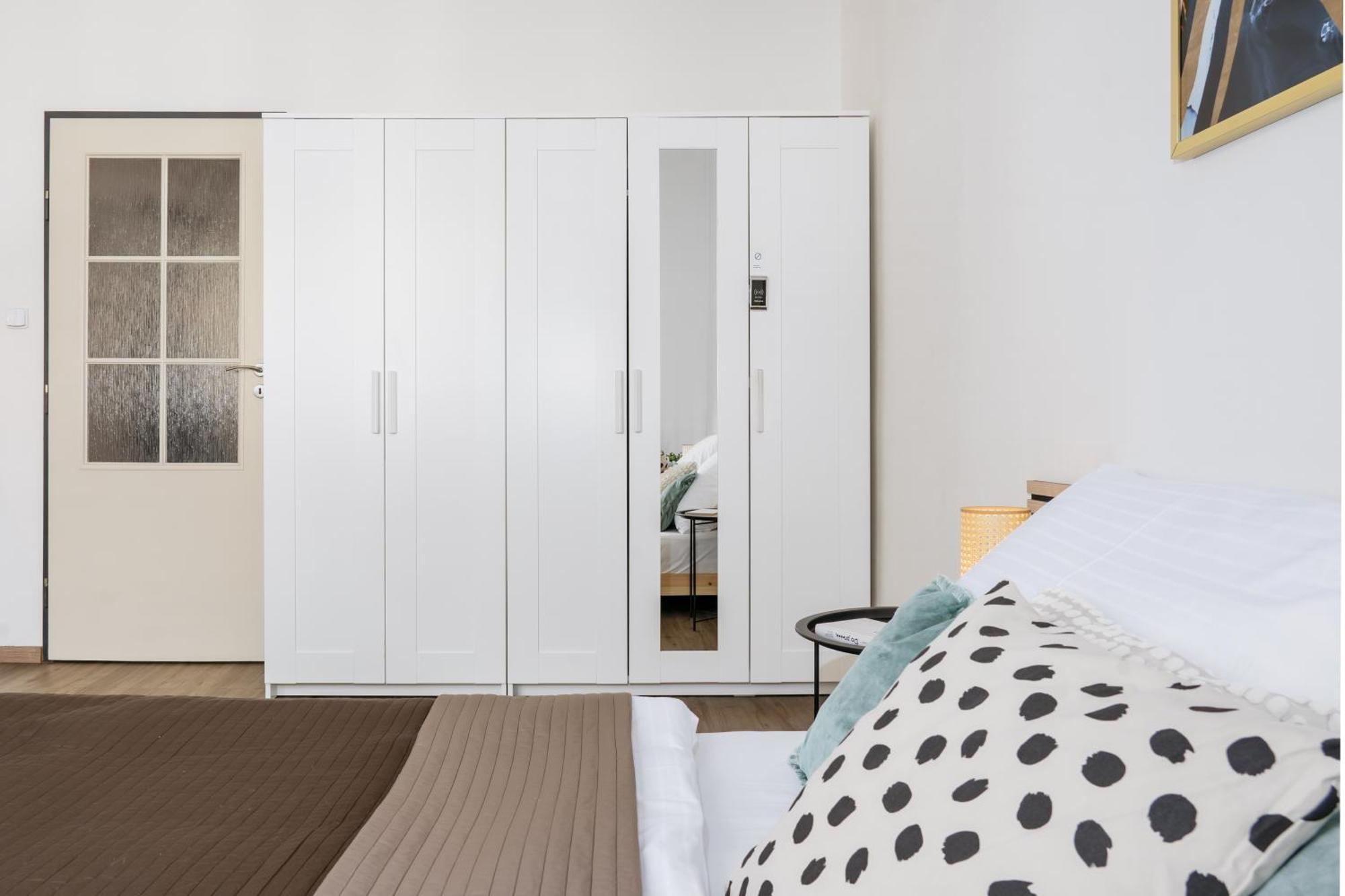 Apartment Days - Open-plan - Close To Vysehrad Castle